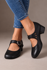 NUEVOS ZAPATOS DE PIEL ELEGANTES | ROSA SERRANO